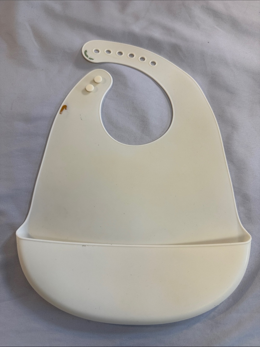 Lily & Jack - Silicone Baby Bib with Catch-All Pocket - Cream